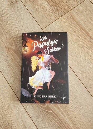 Beden Renk Kutulu set Bir Papatya Şarkısı, Kübra berk