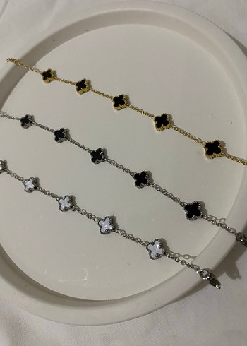 İşlemeli Zincir Detaylı Kadın Bileklik