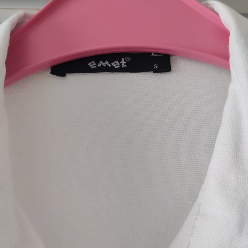 Düğmeli Beyaz Kadın Gömlek - Görsel 3