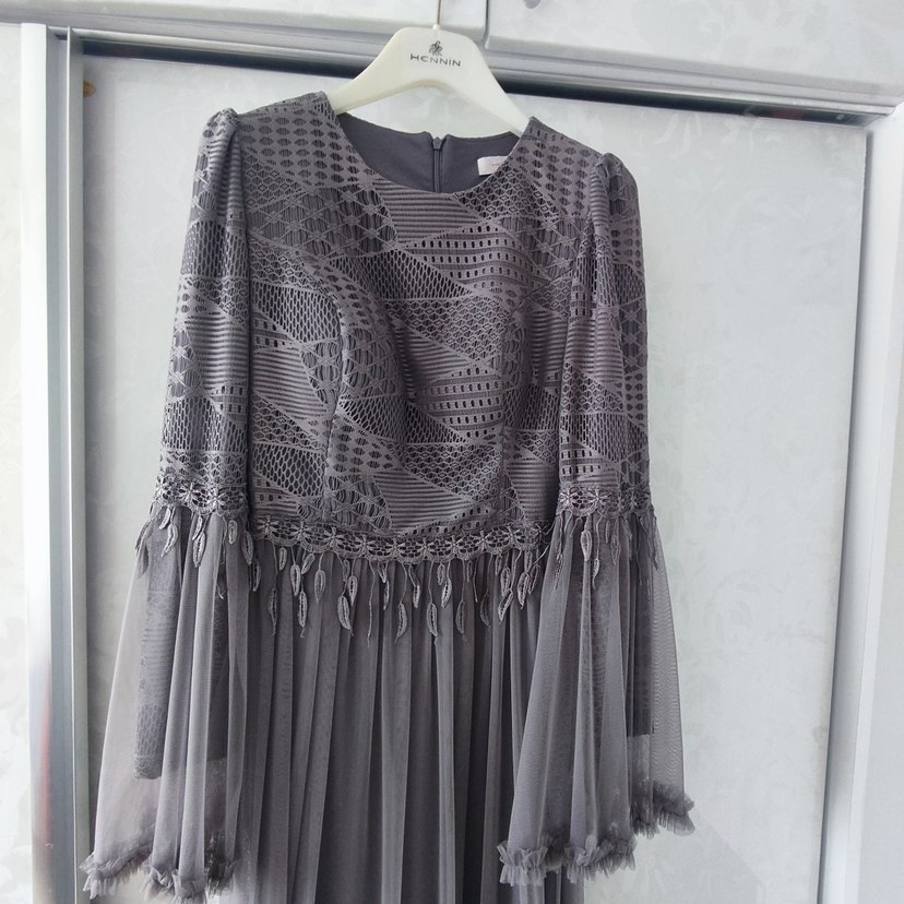 Gri Uzun Kollu Pilili Gotik Kadın Elbise - Görsel 2