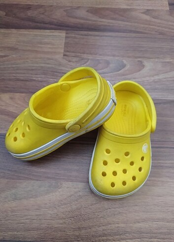 20 Beden Bebek crocs 5numara