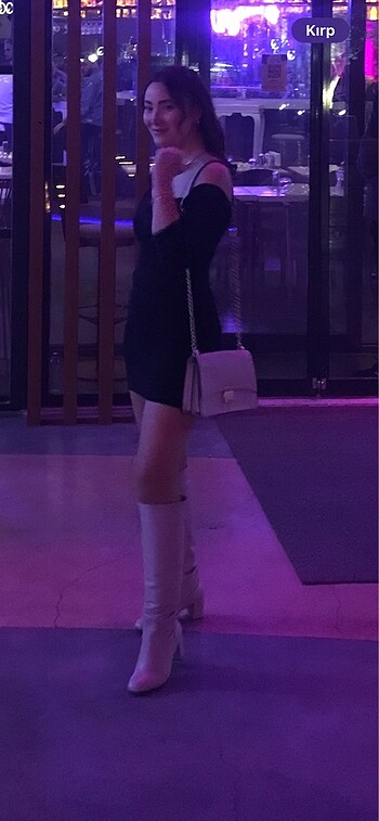 Siyah elbise