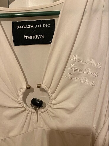 Trendyol & Milla Trendyol x Sagaza studio body