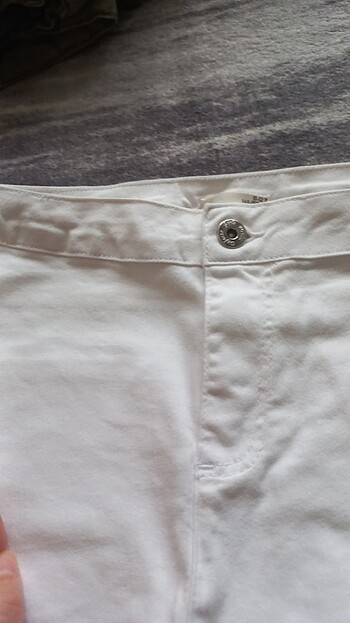 Defacto Beyaz pantolon