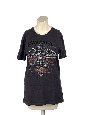 Colin's T-shirt %70 İndirimli.