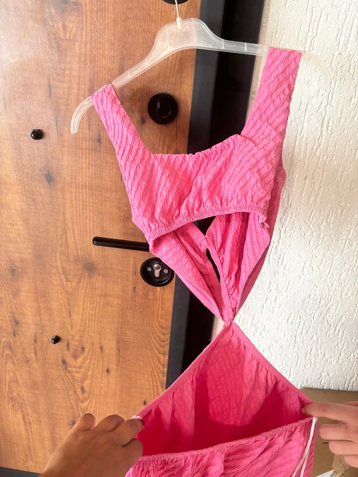 Pembe Pilili Keten Uzun Elbise - Görsel 3