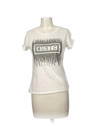 Ysatis T-shirt %70 İndirimli.