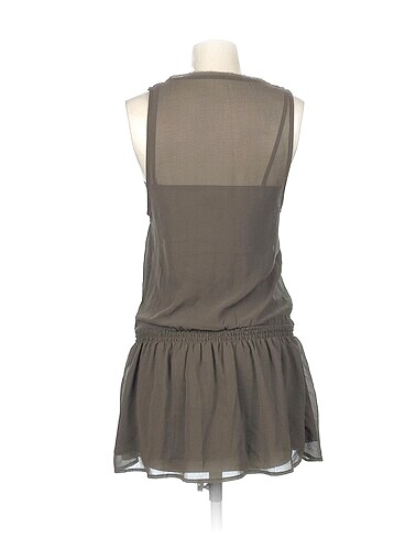 s Beden Pull and Bear Kısa Elbise %70 İndirimli.