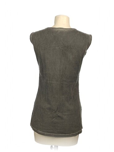 36 Beden PreLoved Bluz %70 İndirimli.