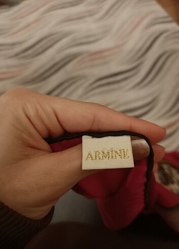 Armine Armine eşarp 