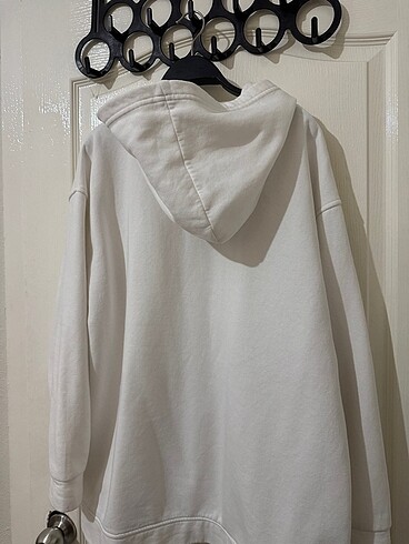 m Beden kapşonlu ve fermuarlı sweatshirt