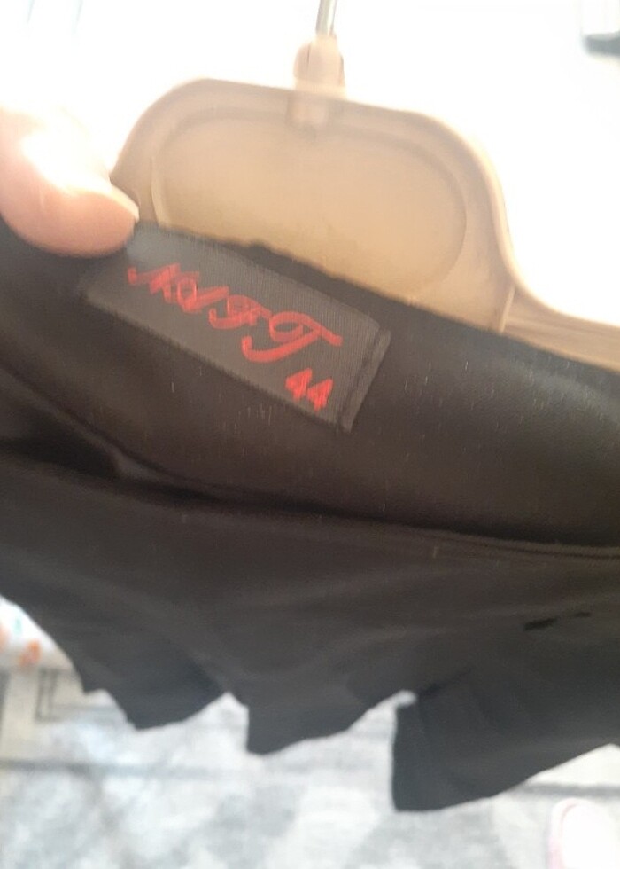 Diz üstünde etek - Görsel 2