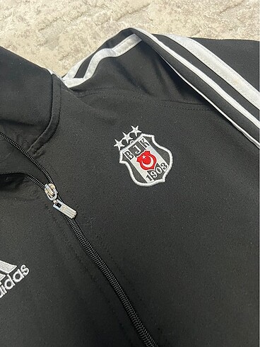 Diğer Erkek cocuk esofman üstü beşiktaş 4-5 yas