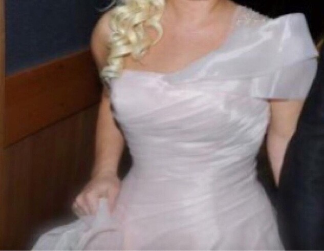 l Beden ten rengi Renk Vera Wang