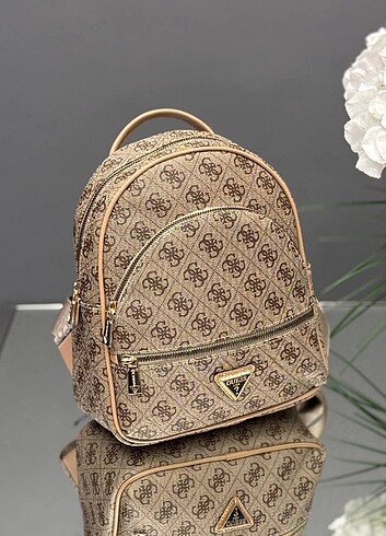 Guess gues sırt cantasi orjinal ithal