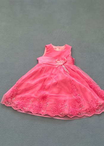 Pembe Nakışlı Kolsuz Kız Çocuk Elbisesi