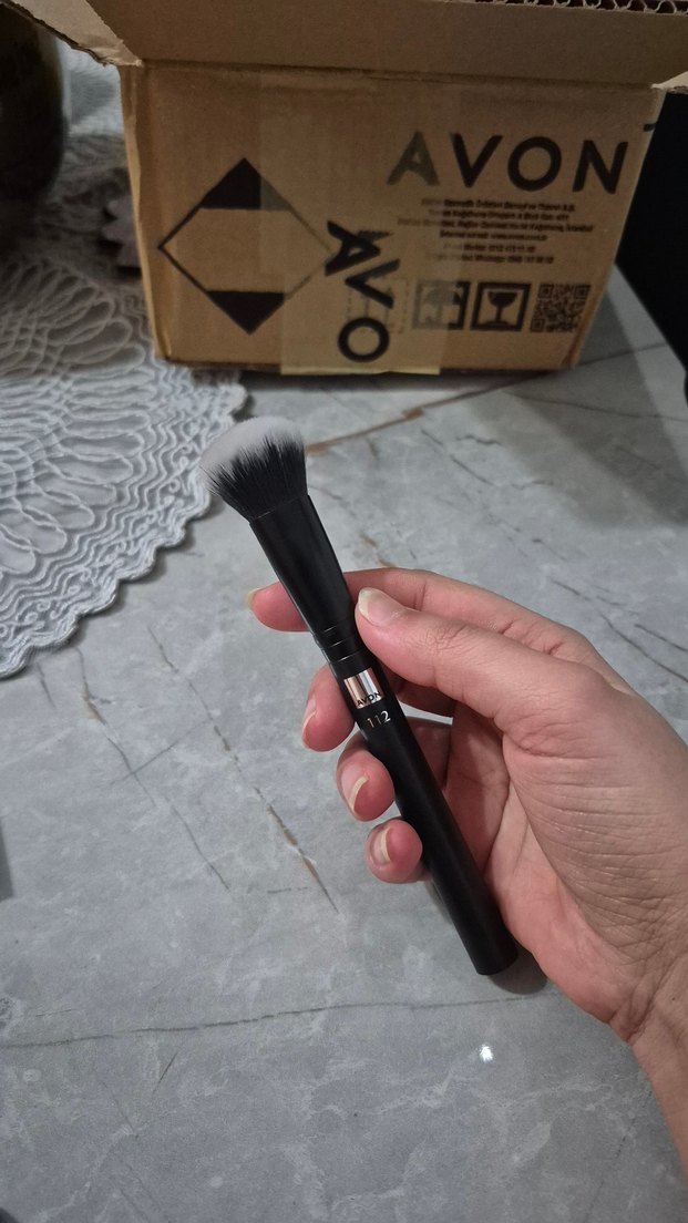 Avon Siyah Makyaj Fırçası - Görsel 3