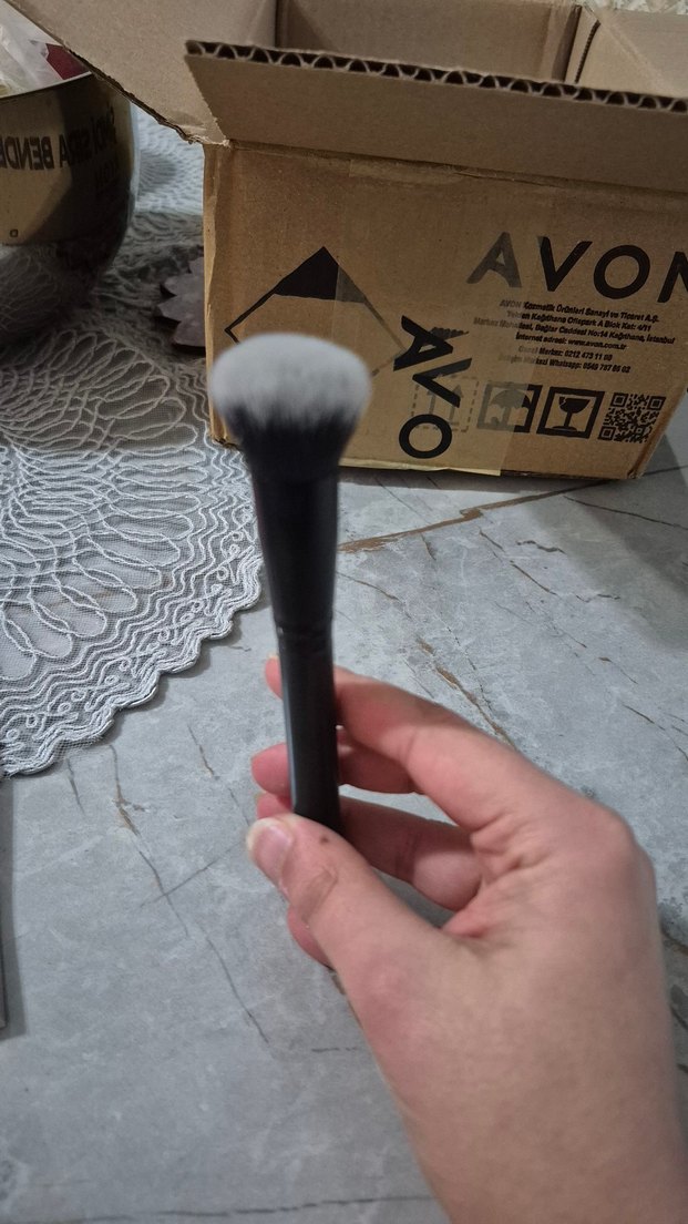 Avon Siyah Makyaj Fırçası - Görsel 2