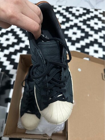 36 Beden Adidas spor ayakkabı