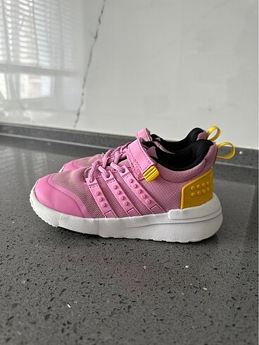 27 Beden Adidas kız çocuk ayakkabı