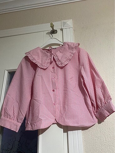 Pembe Gömlek