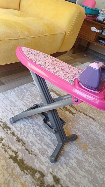 Fisher Price Ütü masası