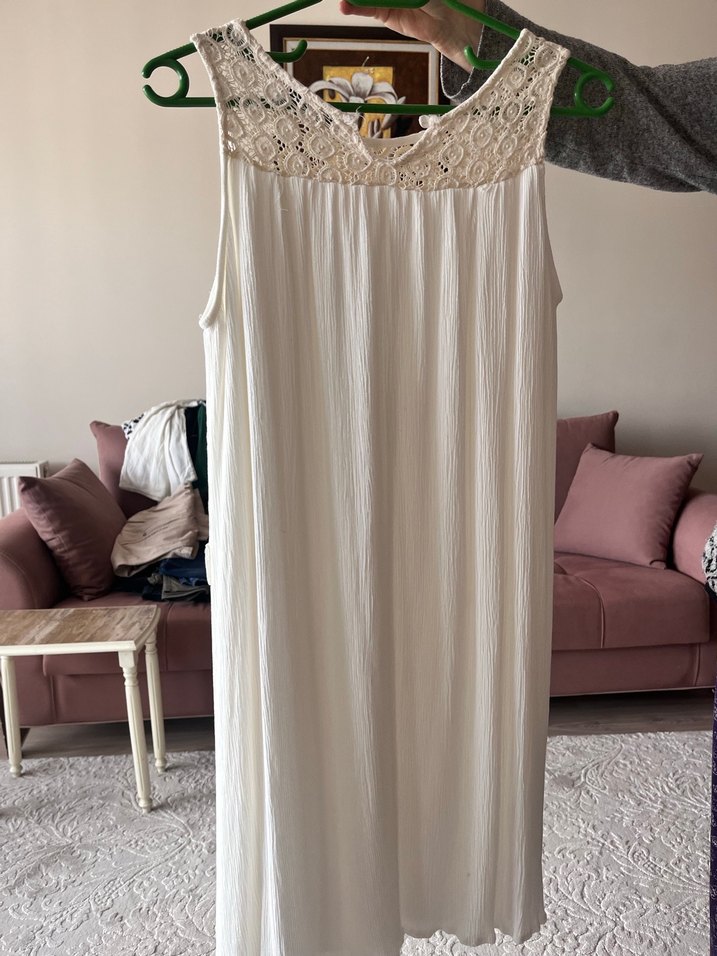 Bohem Tarz Beyaz Kolsuz Uzun Elbise - Görsel 3