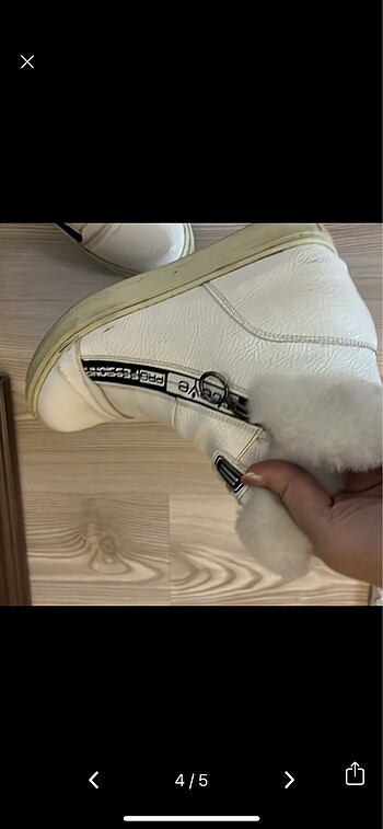 Beyaz Bot - Görsel 4