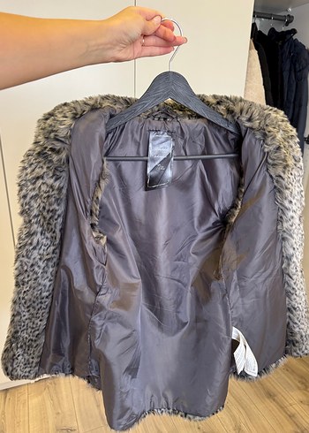 Bershka Gri Leopar Desenli Kürk Detaylı Kadın Yelek