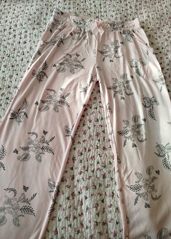 Pembe Desenli Uzun Kollu Rahat Pijama Takımı - Görsel 4