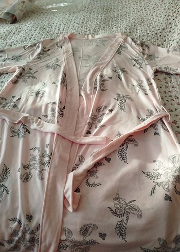 Pembe Desenli Uzun Kollu Rahat Pijama Takımı - Görsel 6