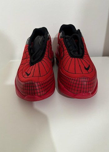 Kırmızı Bağcıklı Spor Ayakkabı - Görsel 3