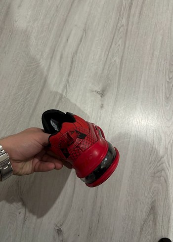 Kırmızı Bağcıklı Spor Ayakkabı - Görsel 9