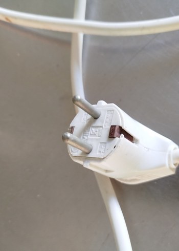 Beyaz Çoklu Priz ve Uzatma Kablosu - Görsel 4