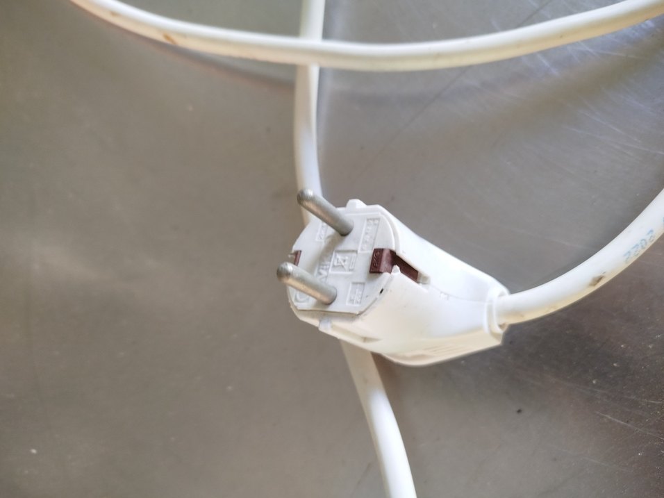 Beyaz Çoklu Priz ve Uzatma Kablosu - Görsel 4