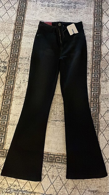Lc waikiki 12-13 kız çocuk pantolon