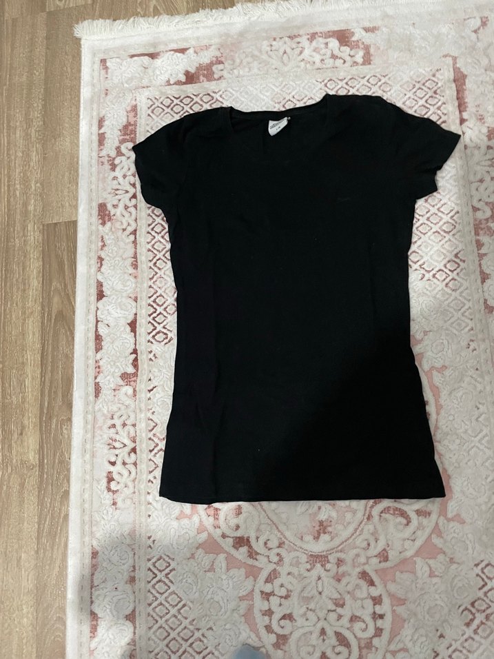 Siyah Kısa Kollu  tişört - Görsel 2