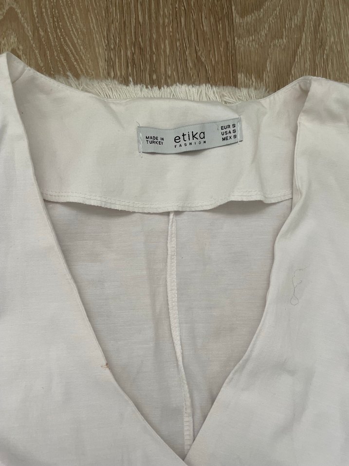 Düğmeli V Yaka Keten mini elbise elbise - Görsel 2