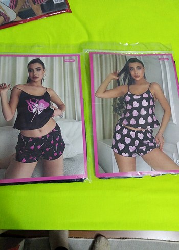 Pembe Baskılı Mini Kadın Pijama Takımı - Görsel 3