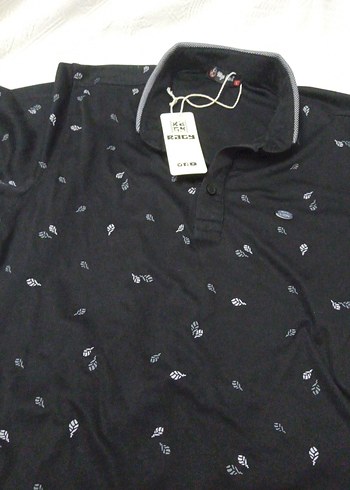 Diğer Siyah Desenli Kısa Kollu Polo T-shirt