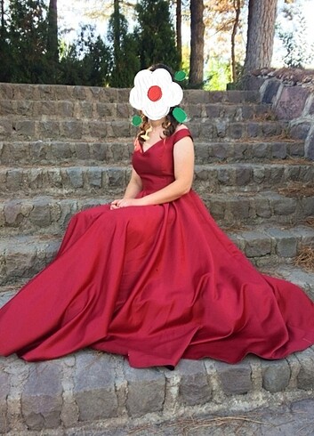 Kırmızı abiye elbise 