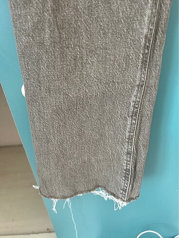 28 Beden Crop Flare Jean