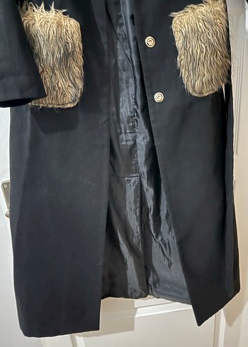 Kürk Detaylı Siyah Süet Kadın Kaban - Görsel 2