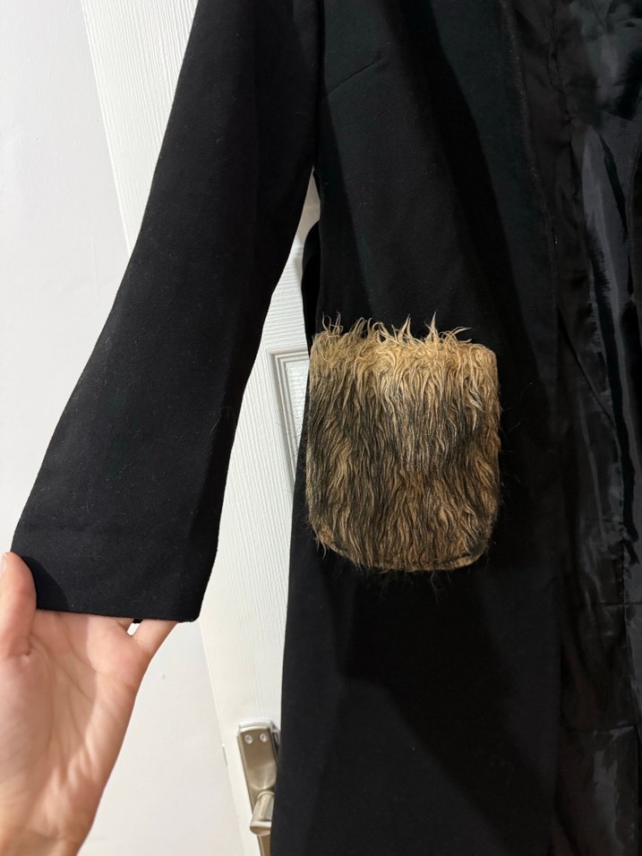 Kürk Detaylı Siyah Süet Kadın Kaban - Görsel 4