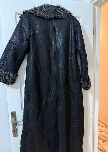 Siyah Süet Kürklü Uzun Kadın Kaban - Görsel 6