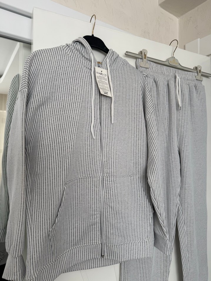 Gri Çizgili Kadın Keten Eşofman Takımı - Görsel 2