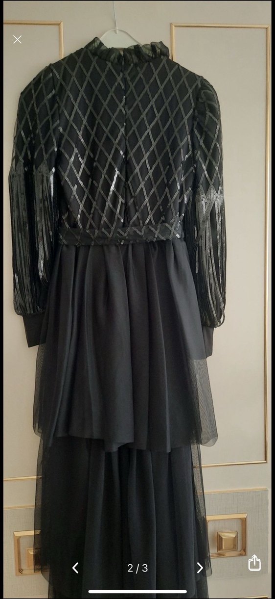 Siyah V Yaka Uzun Gotik Drapeli Abiye Elbise - Görsel 2