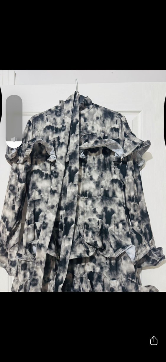 Gri Uzun Kollu Fırfırlı Bağlama Desenli Elbise - Görsel 2