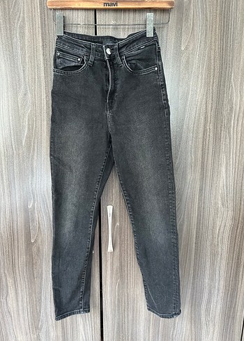 Mavi Jeans Koyu Gri Yuksek Bel Mom Jean Star 26 27