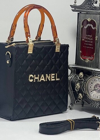 Diğer Chanel askılı çanta 